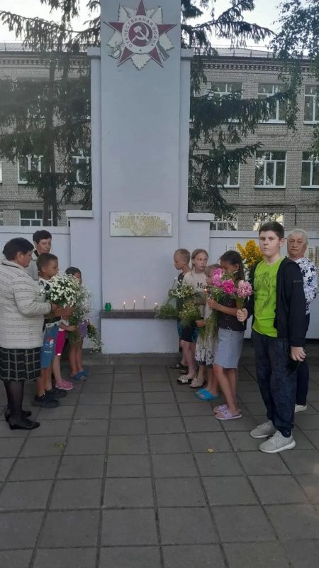 22 июня- День памяти и скорби 22 июня- День памяти и скорби