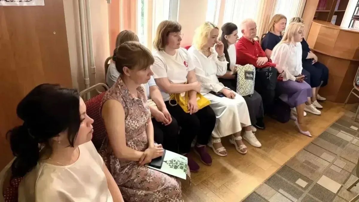 V Международная Научно-практическая конференция в Брянской областной научной библиотеке им Ф.И. Тютчева: Подвиги партизан и подпольщиков во время войны V Международная Научно-практическая конференция в Брянской областной научной библиотеке им Ф.И. Тютчева: Подвиги партизан и подпольщиков во время войны