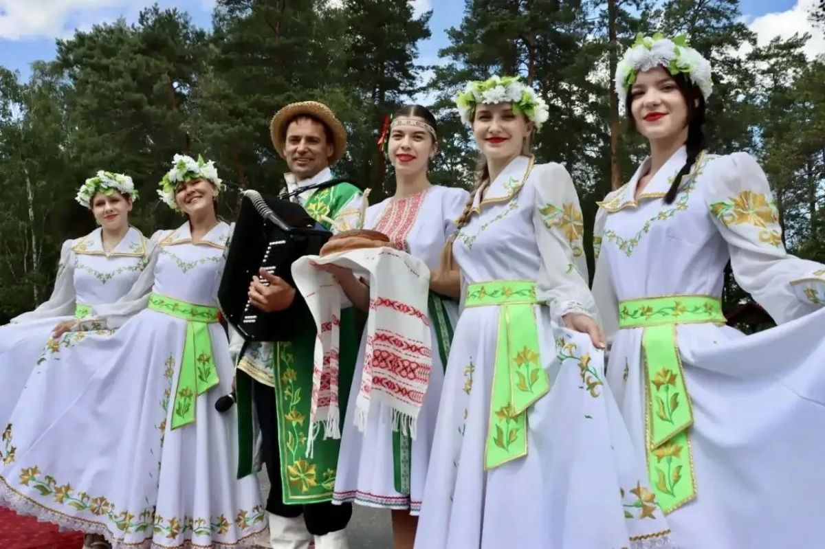 На Гомельщине распахнул свои двери музей исторического комплекса, посвящённый операции «Багратион» На Гомельщине распахнул свои двери музей исторического комплекса, посвящённый операции «Багратион»
