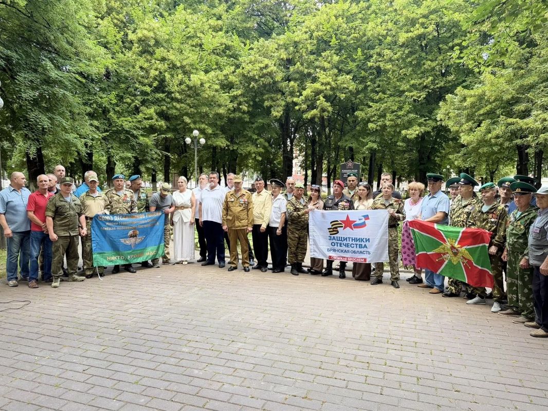 1 июля в городе состоялся памятный митинг памятника воинам, погибшим при выполнении боевых задач на Северном Кавказе 1 июля в городе состоялся памятный митинг памятника воинам, погибшим при выполнении боевых задач на Северном Кавказе