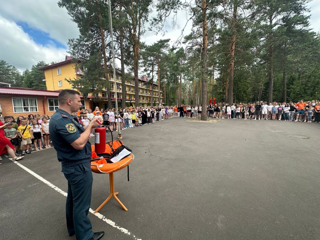 30 июня 2026 года сотрудники отдела надзорной деятельности и профилактической работы по г. Клинцы и Клинцовскому району, сотрудники ПСЧ-10 г. Клинцы, Клинцовская патрульная группа ФКУ «Центр Государственной инспекции по...