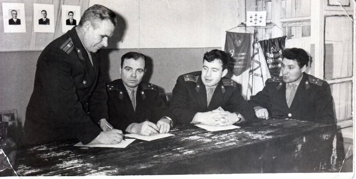 Брянский ЛО МВД России на транспорте отмечает 65 лет со дня образования Брянский ЛО МВД России на транспорте отмечает 65 лет со дня образования