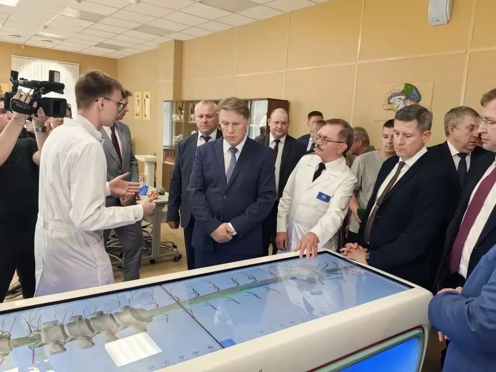 Михаил Мурашко открыл новый кампус Брянского филиала Сеченовского университета Михаил Мурашко открыл новый кампус Брянского филиала Сеченовского университета