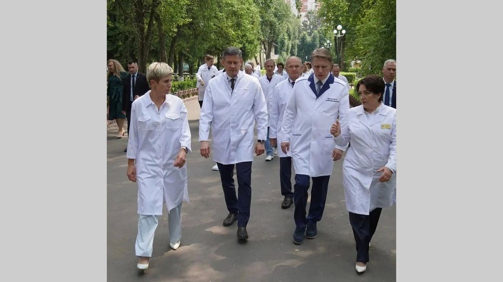 Министр здравоохранения России Михаил Мурашко находится с рабочей поездкой в Брянской области