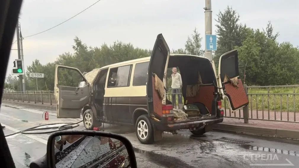 Сегодня, 3 июля, в Советском районе Брянска произошло возгорание автомобиля