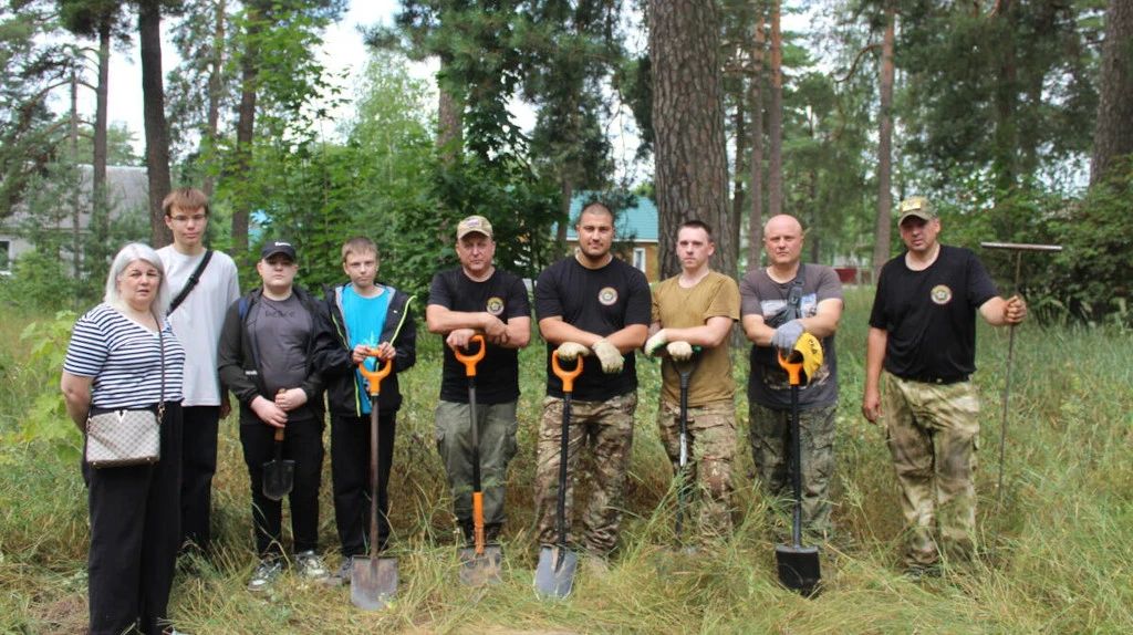 В Жуковке поисковики обнаружили останки десяти красноармейцев