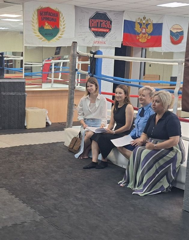 Инна Мухина: Продолжаю правовые встречи с подростками, в том числе состоящими на профилактических учетах Инна Мухина: Продолжаю правовые встречи с подростками, в том числе состоящими на профилактических учетах