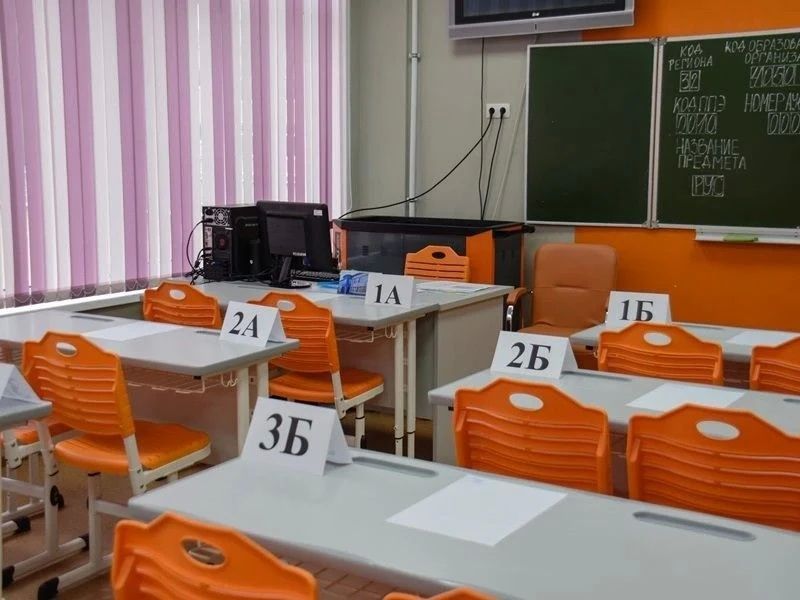 Брянские выпускники пересдают ЕГЭ в дополнительные дни