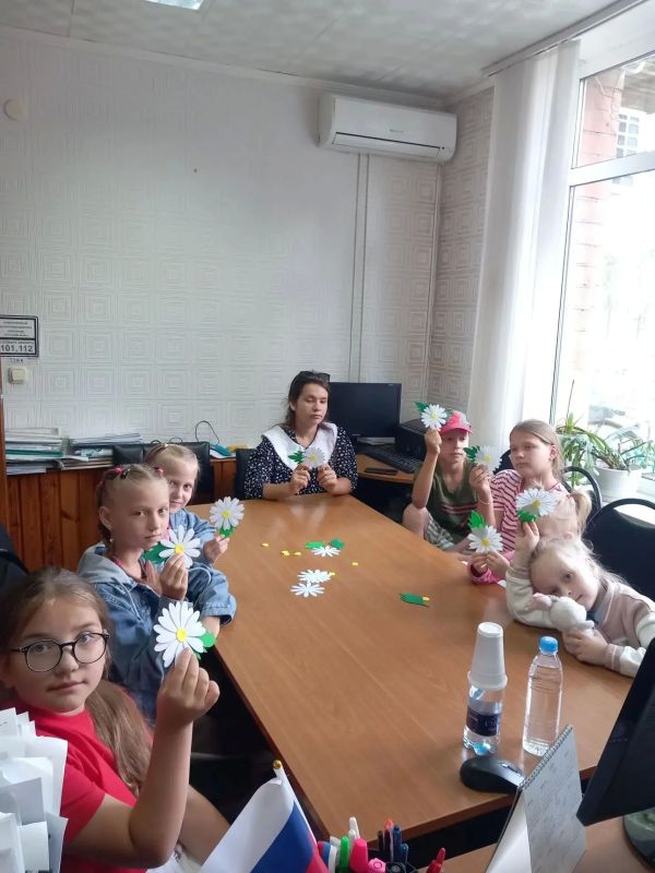 «С заботой о СВОих»: Сердца, полные любви и верности»