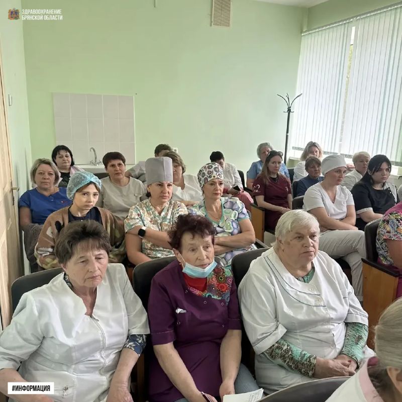 В Суражской ЦРБ отработали навыки оказания первой помощи В Суражской ЦРБ отработали навыки оказания первой помощи