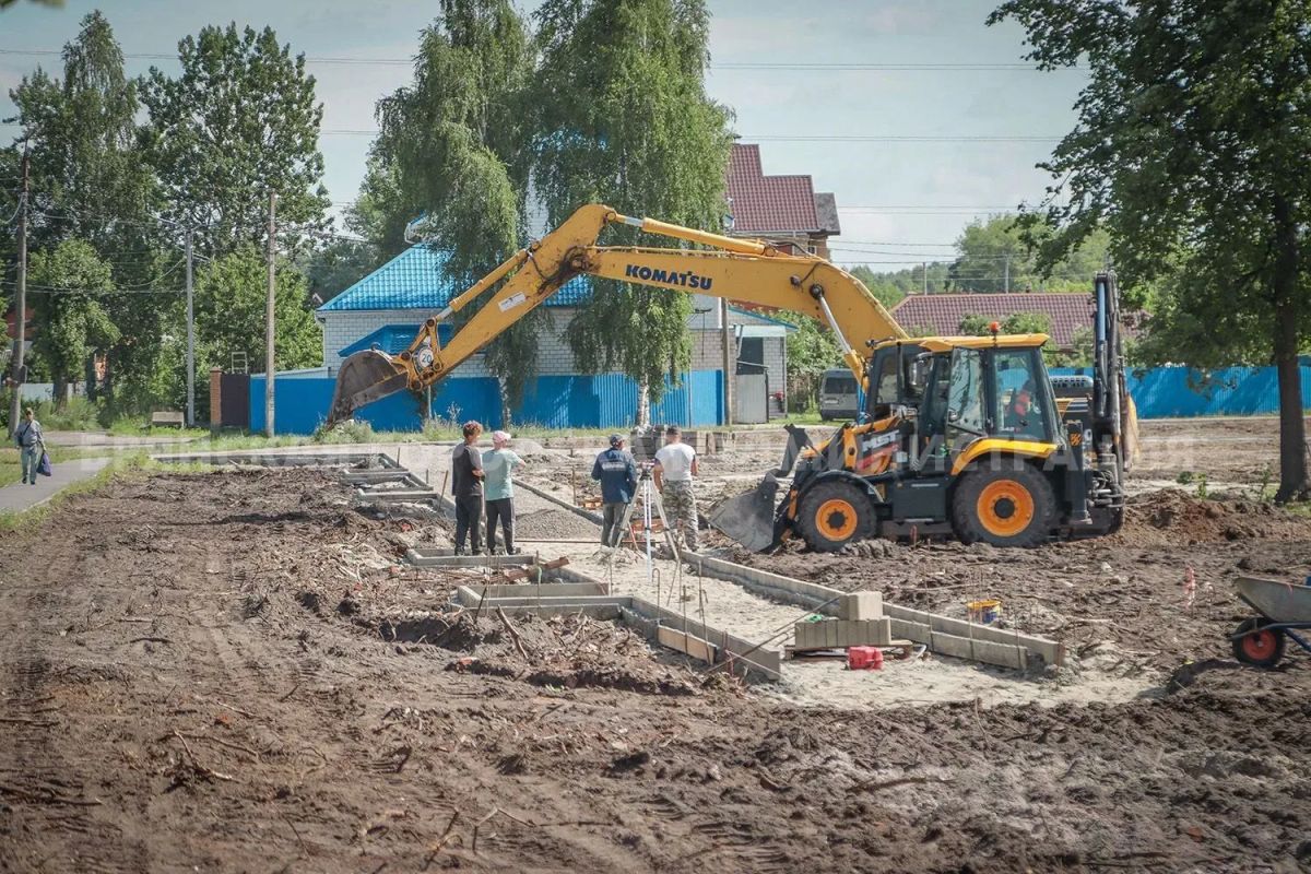 В брянском парке «Олимпийский» высадят более 500 молодых растений
