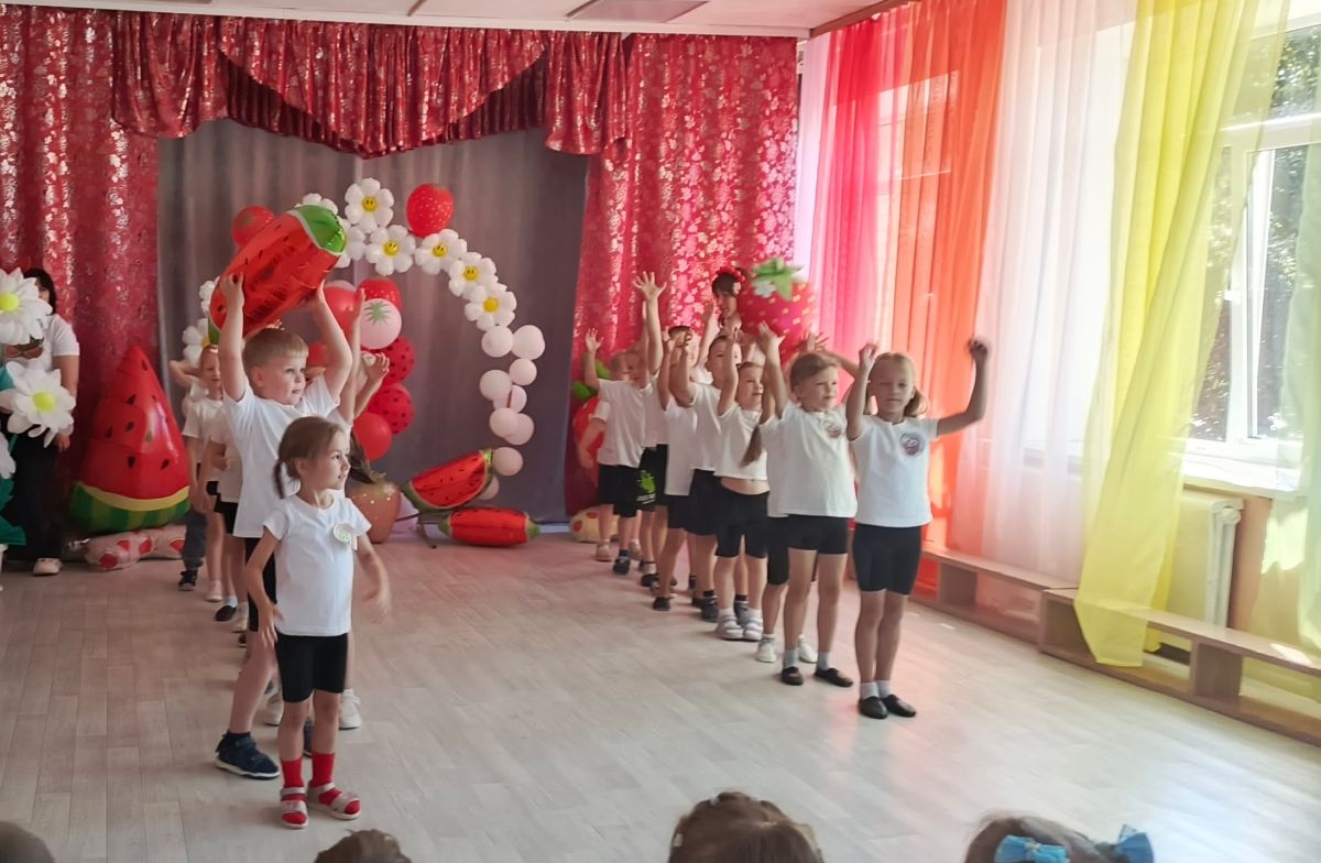 «Ягодный ритм». 9 июля 2026 г. в детском саду МБОУПРОГИМНАЗИЯ №1 провели невероятно сочное событие — «Арбузноклубничную олимпиаду» «Ягодный ритм». 9 июля 2026 г. в детском саду МБОУПРОГИМНАЗИЯ №1 провели невероятно сочное событие — «Арбузноклубничную олимпиаду»