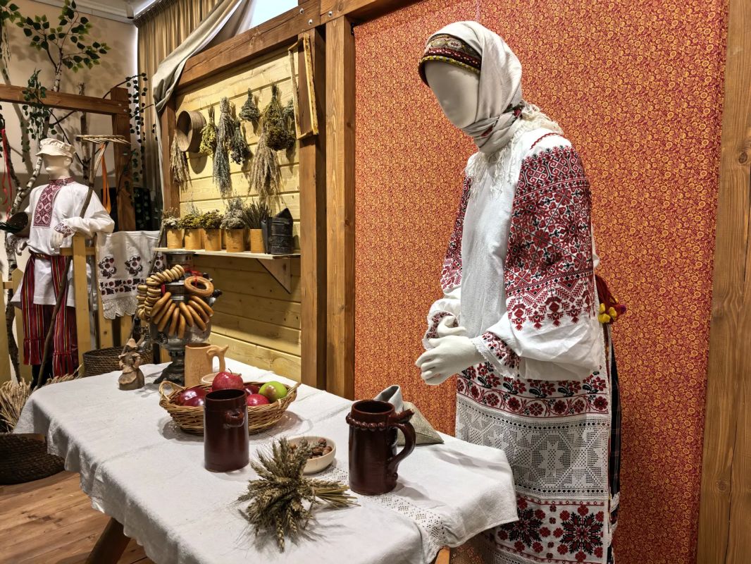 Руководитель Жуковского межрайонного следственного отдела со своей семьей принял участие в мероприятии, посвященном Дню семьи, любви и верности Руководитель Жуковского межрайонного следственного отдела со своей семьей принял участие в мероприятии, посвященном Дню семьи, любви и верности