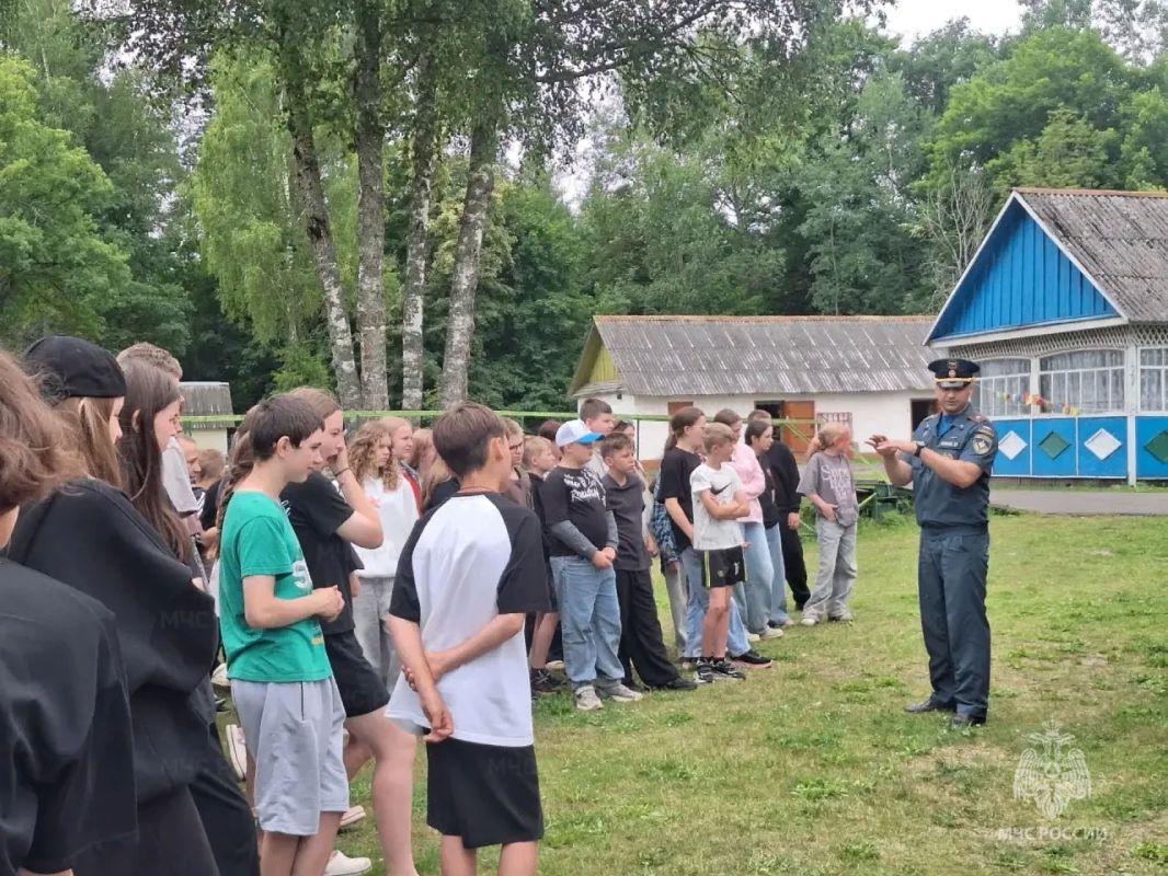Пожарная безопасность: профилактические беседы с юными жителями города Сельцо Пожарная безопасность: профилактические беседы с юными жителями города Сельцо