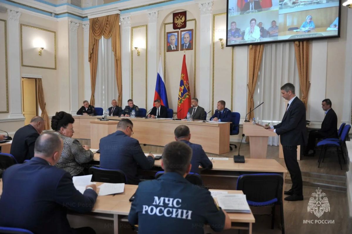 В Правительстве Брянской области состоялось заседание Комиссии по предупреждению и ликвидации чрезвычайных ситуаций и обеспечению пожарной безопасности В Правительстве Брянской области состоялось заседание Комиссии по предупреждению и ликвидации чрезвычайных ситуаций и обеспечению пожарной безопасности