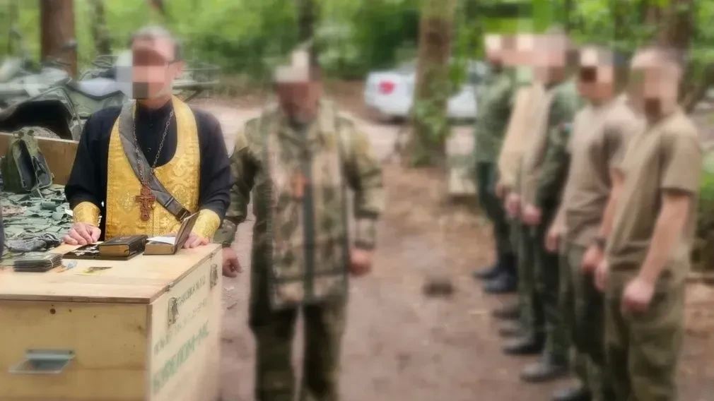 Военные священники Суземского благочиния посетили расположения бойцов специальной военной операции