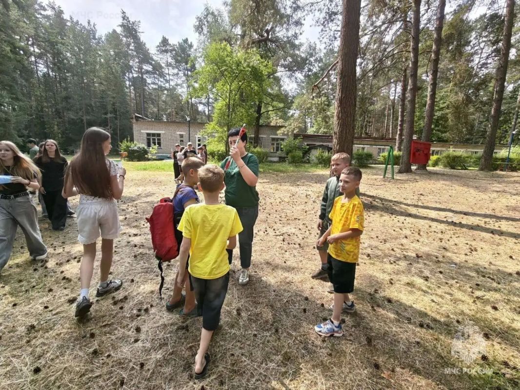 Безопасность — это практика: в Унече провели «День безопасности» для детей Безопасность — это практика: в Унече провели «День безопасности» для детей