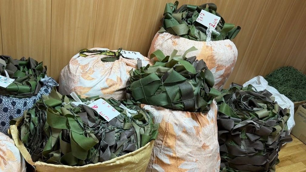 Брянские таможенники передали гуманитарную помощь бойцам СВО
