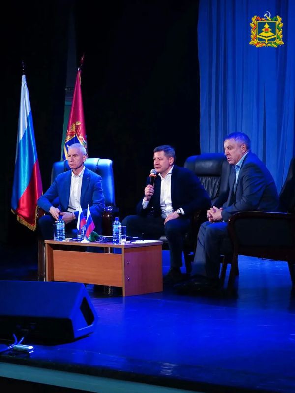 Врио Губернатора Брянской области Егор Ковальчук с рабочей поездкой побывал в Жуковке Врио Губернатора Брянской области Егор Ковальчук с рабочей поездкой побывал в Жуковке