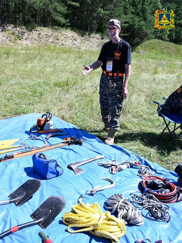 В Брянской области проходят учения добровольцев поисково-спасательного отряда «Лиза Алерт» из регионов России и Республики Беларусь В Брянской области проходят учения добровольцев поисково-спасательного отряда «Лиза Алерт» из регионов России и Республики Беларусь