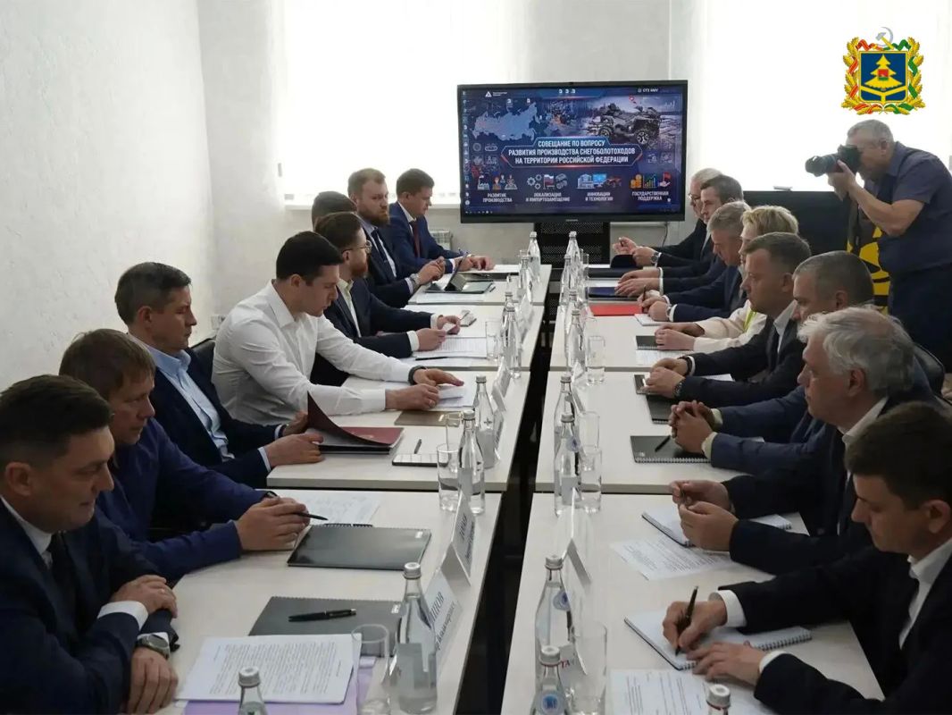 Министр промышленности и торговли Российской Федерации Антон Алиханов посетил Брянскую область с рабочей поездкой Министр промышленности и торговли Российской Федерации Антон Алиханов посетил Брянскую область с рабочей поездкой