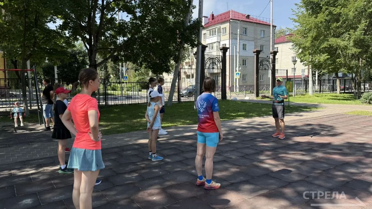 Утро воскресенья многие брянцы провели с пользой, став участниками «Часа здоровья» в парке у ДК Железнодорожников Утро воскресенья многие брянцы провели с пользой, став участниками «Часа здоровья» в парке у ДК Железнодорожников