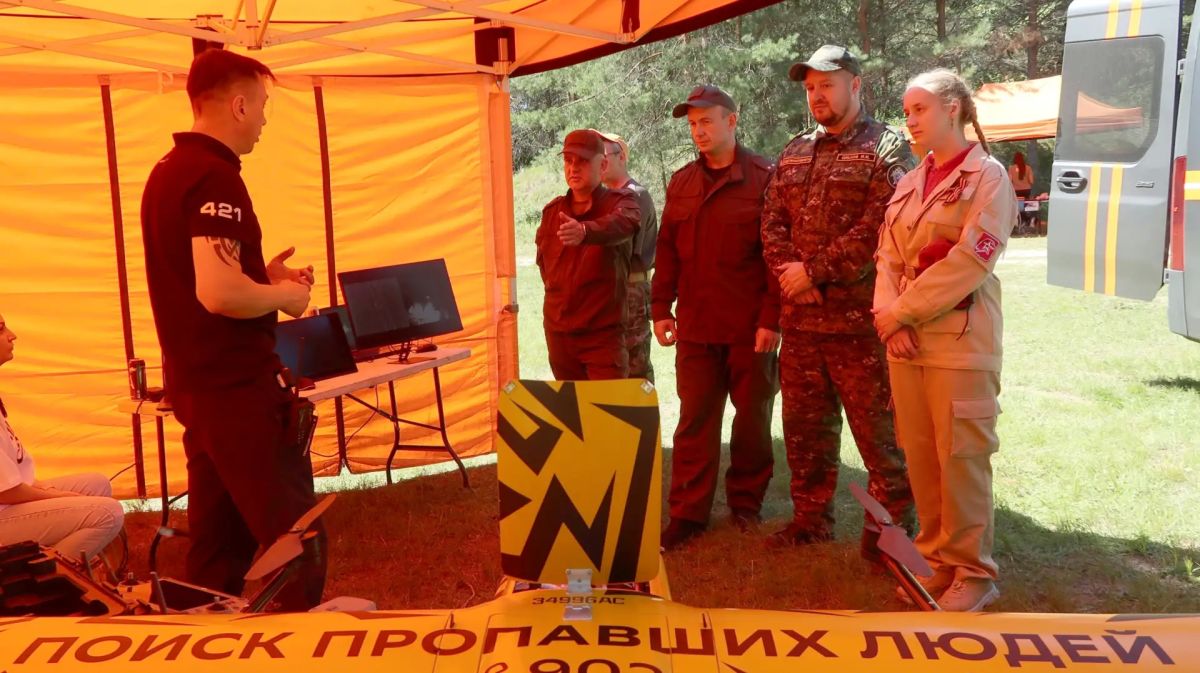 Руководитель и следователи-криминалисты следственного управления СК России по Брянской области приняли участие в полевых учебных мероприятиях по поиску пропавших людей Руководитель и следователи-криминалисты следственного управления СК России по Брянской области приняли участие в полевых учебных мероприятиях по поиску пропавших людей