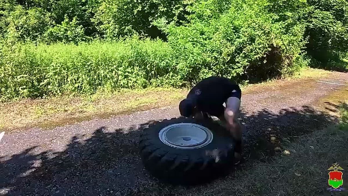 В Брянской области полицейские провели традиционный летний спортивный праздник