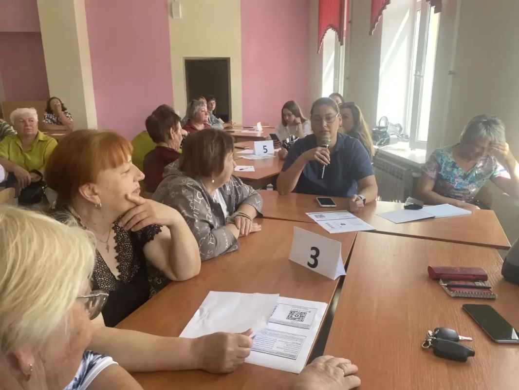Штаб Общественной палаты провёл обучение наблюдателей ещё в восьми районах Брянской области Штаб Общественной палаты провёл обучение наблюдателей ещё в восьми районах Брянской области