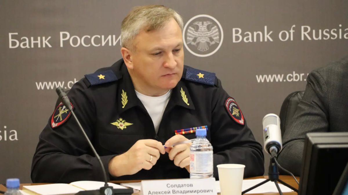 Вместе против кибермошенников: в Брянске обсудили, как защитить жителей от цифровых угроз Вместе против кибермошенников: в Брянске обсудили, как защитить жителей от цифровых угроз
