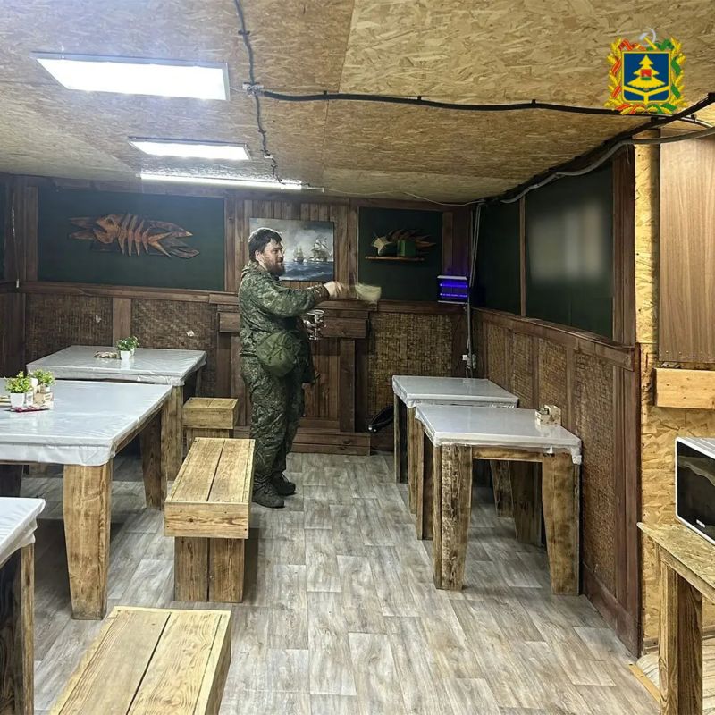 Священник укрепил боевой дух наших бойцов в зоне специальной военной операции Священник укрепил боевой дух наших бойцов в зоне специальной военной операции
