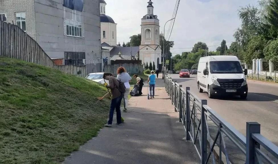 В санитарной пятнице приняли участие 96 сотрудников городской и районных администраций В санитарной пятнице приняли участие 96 сотрудников городской и районных администраций