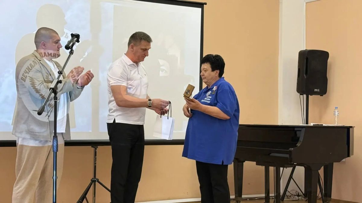 «Посмотри в глаза Герою»: дань памяти и уважения семьям защитников Отечества «Посмотри в глаза Герою»: дань памяти и уважения семьям защитников Отечества
