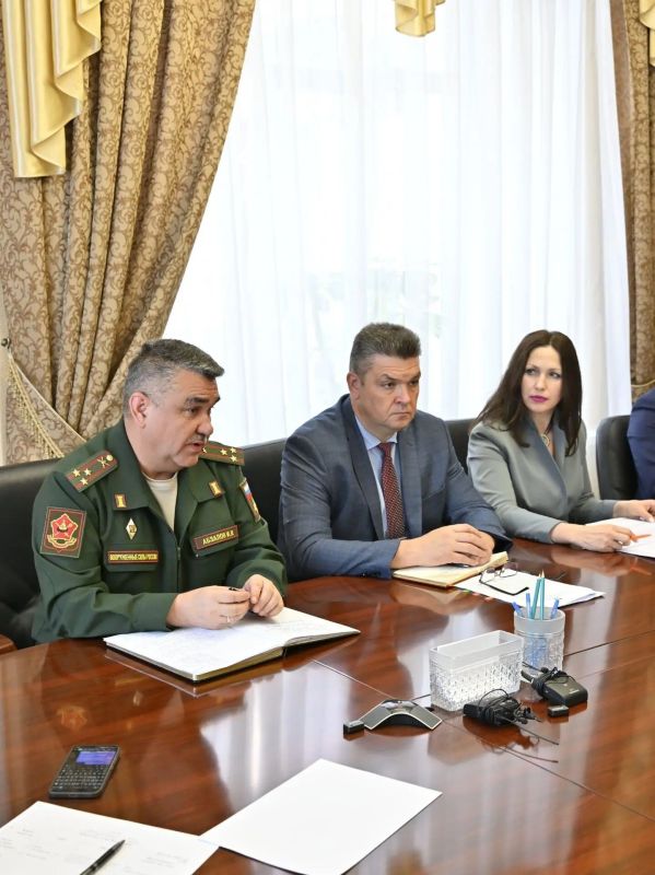 Врио губернатора Брянской области Егор Ковальчук провел личный прием граждан Врио губернатора Брянской области Егор Ковальчук провел личный прием граждан