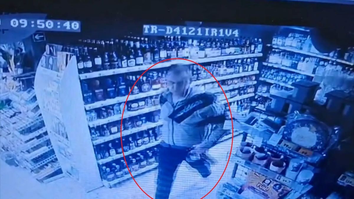 В Брянске полицией задержан подозреваемый в краже 72 бутылок алкоголя