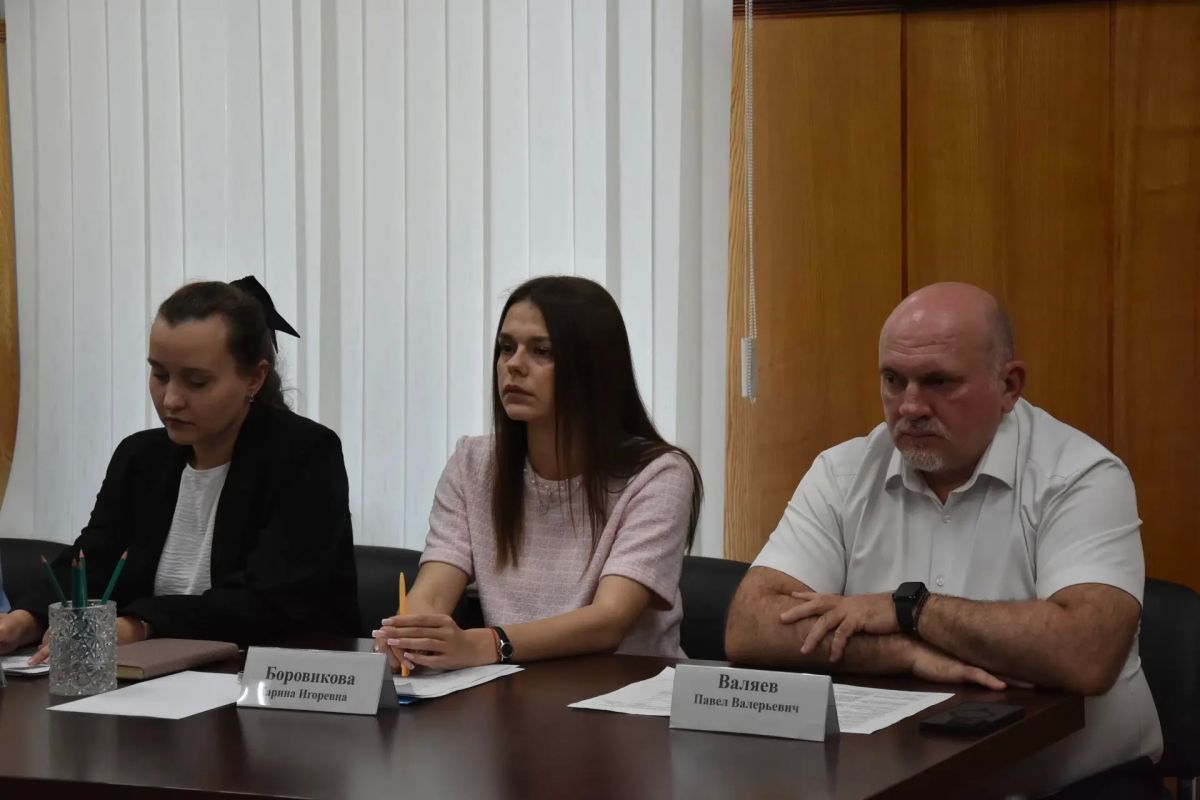 В г. Дятьково состоялась встреча первого заместителя прокурора Брянской области с предпринимателями Дятьковского района В г. Дятьково состоялась встреча первого заместителя прокурора Брянской области с предпринимателями Дятьковского района