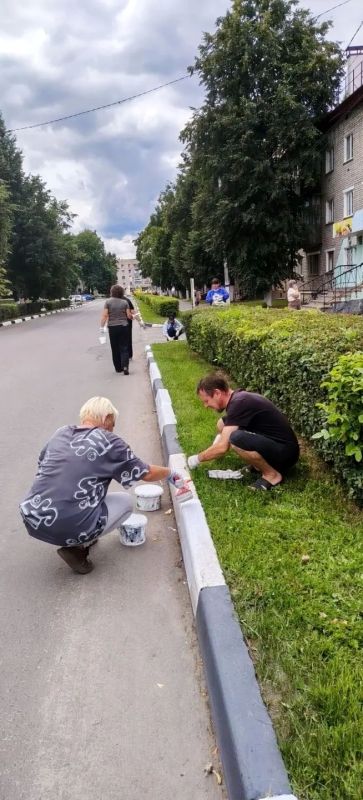 2 августа наш солнечный и уютный город Унеча отметит свой главный праздник, который объединяет два значимых события – День города и День железнодорожника 2 августа наш солнечный и уютный город Унеча отметит свой главный праздник, который объединяет два значимых события – День города и День железнодорожника
