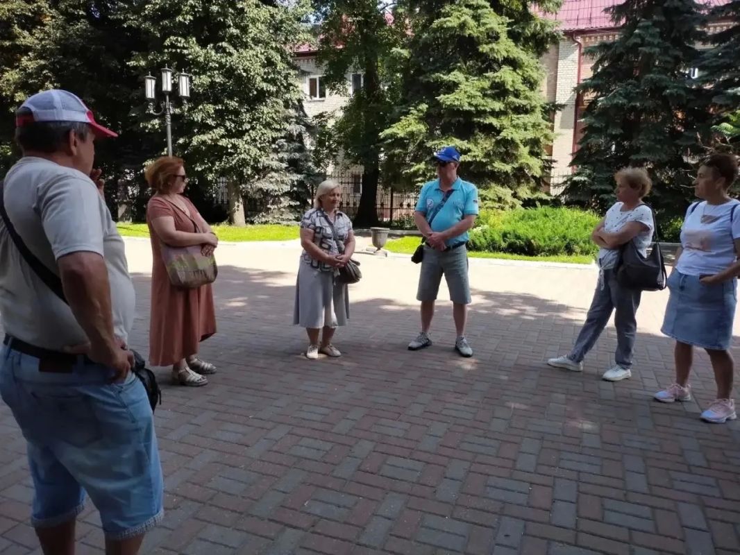 ПАРК-МУЗЕЙ ИМ. А. К. ТОЛСТОГО: 90 ЛЕТ ИСТОРИИ И КРАСОТЫ! ПАРК-МУЗЕЙ ИМ. А. К. ТОЛСТОГО: 90 ЛЕТ ИСТОРИИ И КРАСОТЫ!
