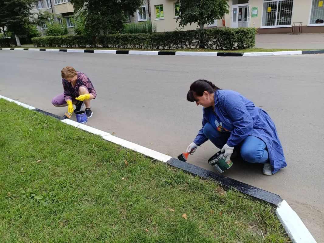 2 августа наш солнечный и уютный город Унеча отметит свой главный праздник, который объединяет два значимых события – День города и День железнодорожника 2 августа наш солнечный и уютный город Унеча отметит свой главный праздник, который объединяет два значимых события – День города и День железнодорожника