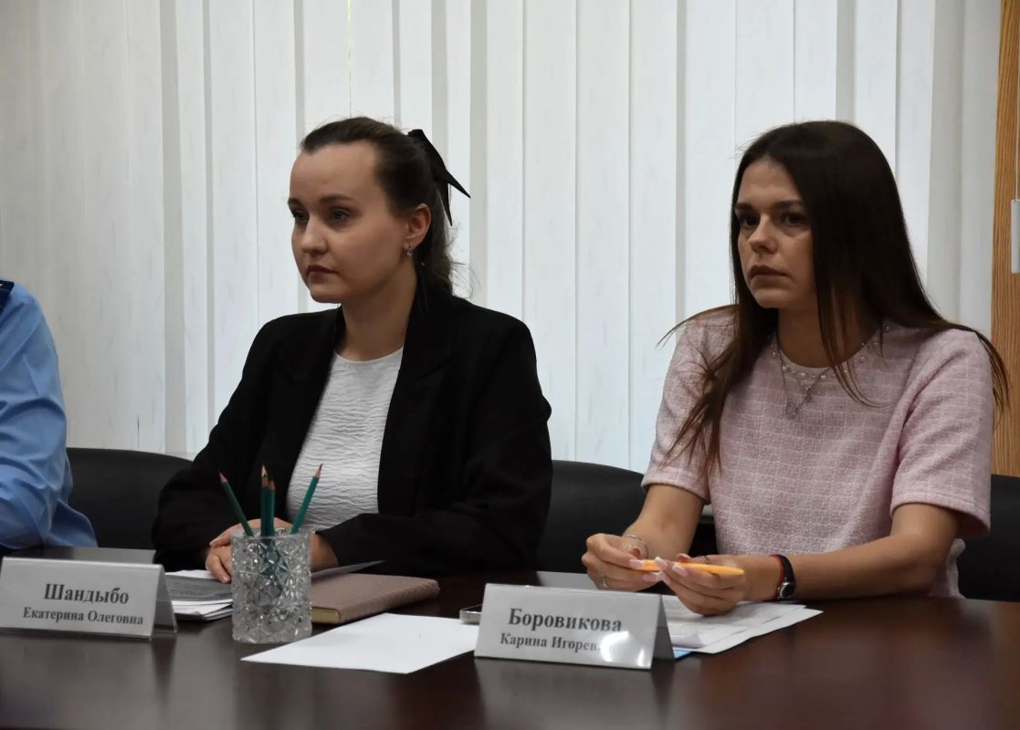 В г. Дятьково состоялась встреча первого заместителя прокурора Брянской области с предпринимателями Дятьковского района В г. Дятьково состоялась встреча первого заместителя прокурора Брянской области с предпринимателями Дятьковского района
