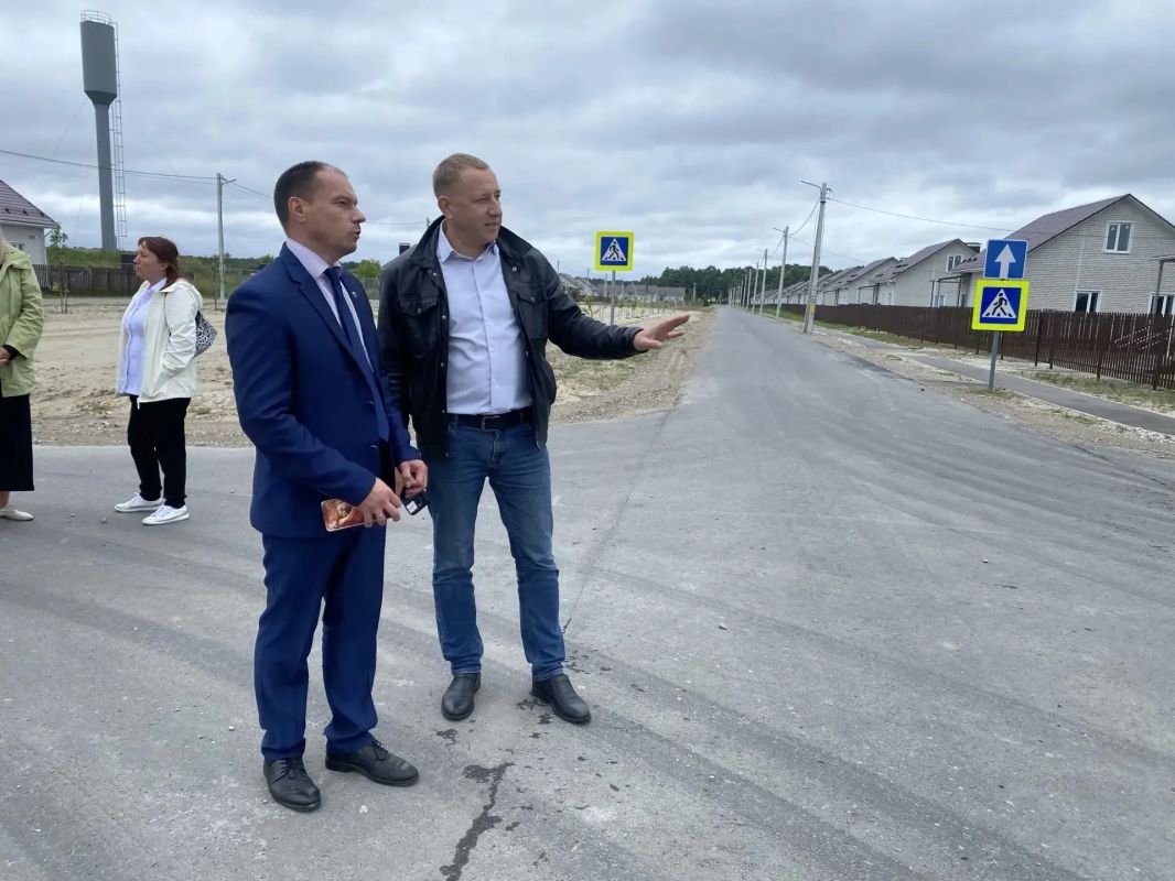 30 июля 2026 г., делегация Департамента культуры Брянской области посетила село Журиничи в Брянском районе Брянской области: намечены векторы развития культурного кластера 30 июля 2026 г., делегация Департамента культуры Брянской области посетила село Журиничи в Брянском районе Брянской области: намечены векторы развития культурного кластера