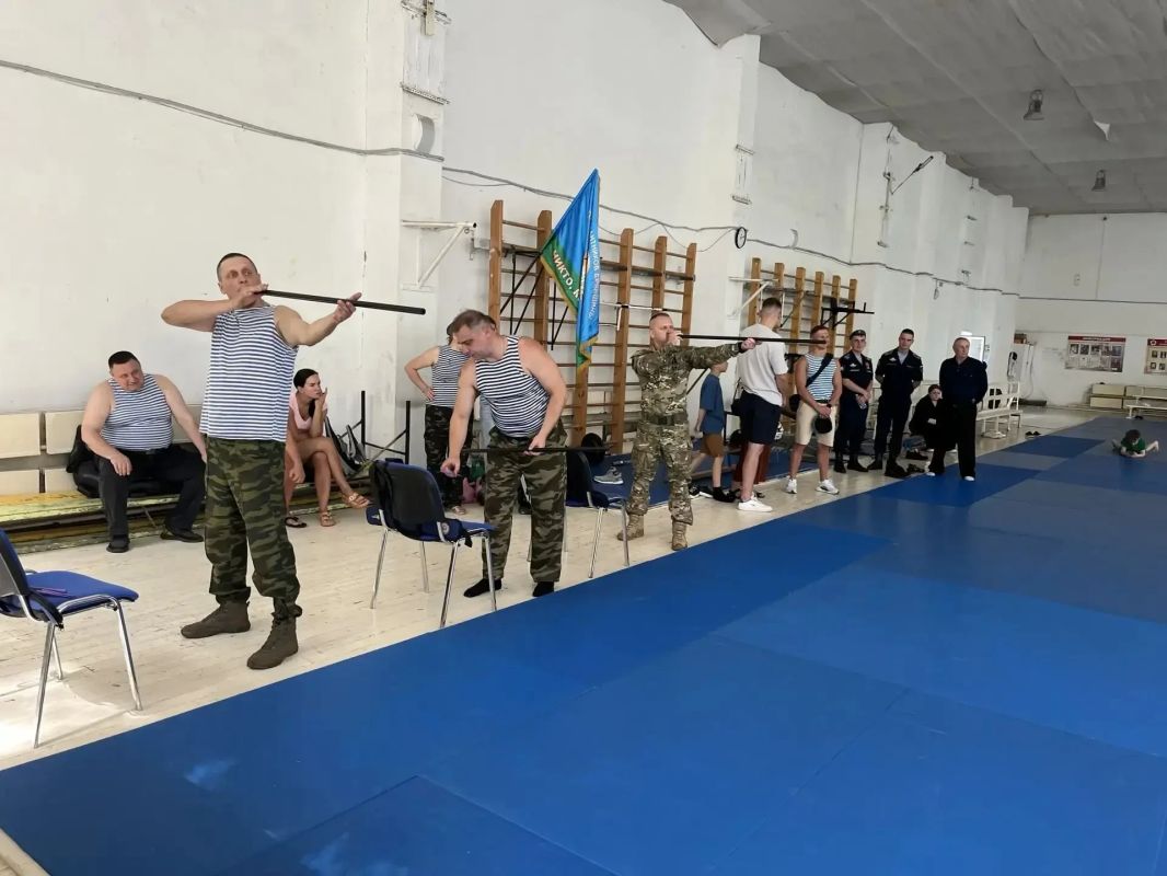 Соревнования по кобудо в Брянске посвятили Дню ВДВ Соревнования по кобудо в Брянске посвятили Дню ВДВ