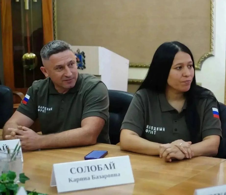 Врио губернатора Егор Ковальчук встретился с представителями Народного фронта, членами регионального штаба, участниками «Команды Путина» и экспертами Врио губернатора Егор Ковальчук встретился с представителями Народного фронта, членами регионального штаба, участниками «Команды Путина» и экспертами