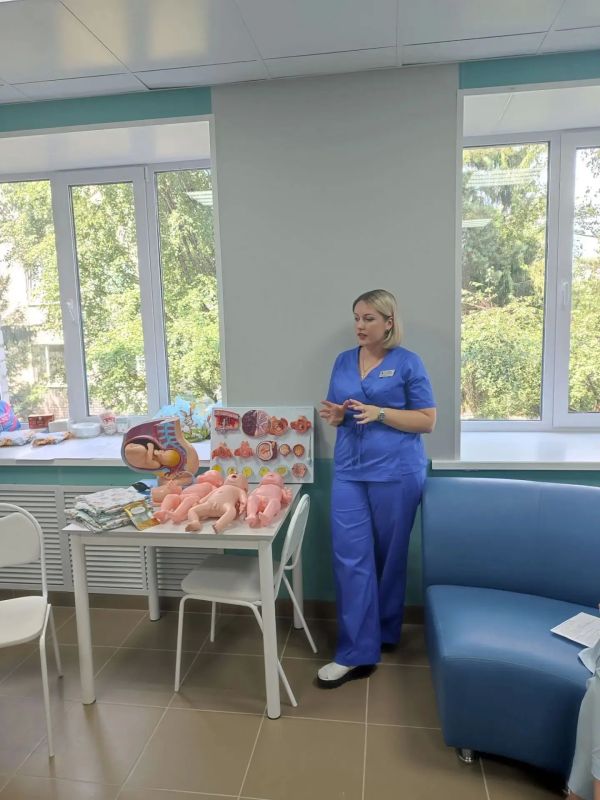 Помогаем шагать к счастливому материнству! Помогаем шагать к счастливому материнству!