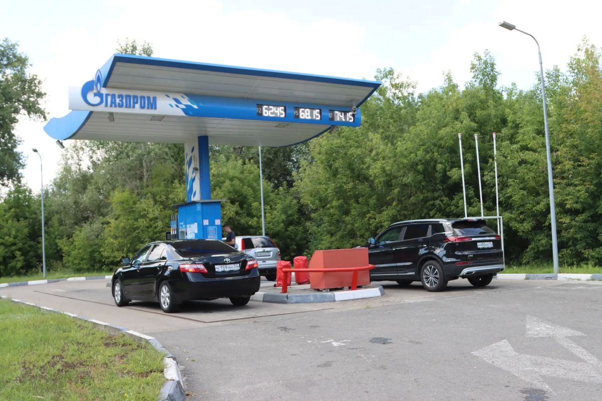 В Брянске ситуация с бензином контролируется В Брянске ситуация с бензином контролируется