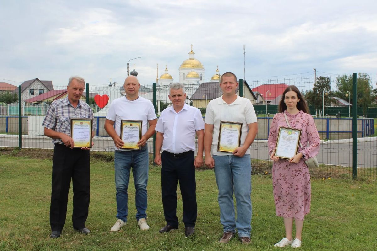 8 августа на стадионе им. А.Б.Лемехова прошёл спортивный праздник, посвящённый Дню физкультурника 8 августа на стадионе им. А.Б.Лемехова прошёл спортивный праздник, посвящённый Дню физкультурника