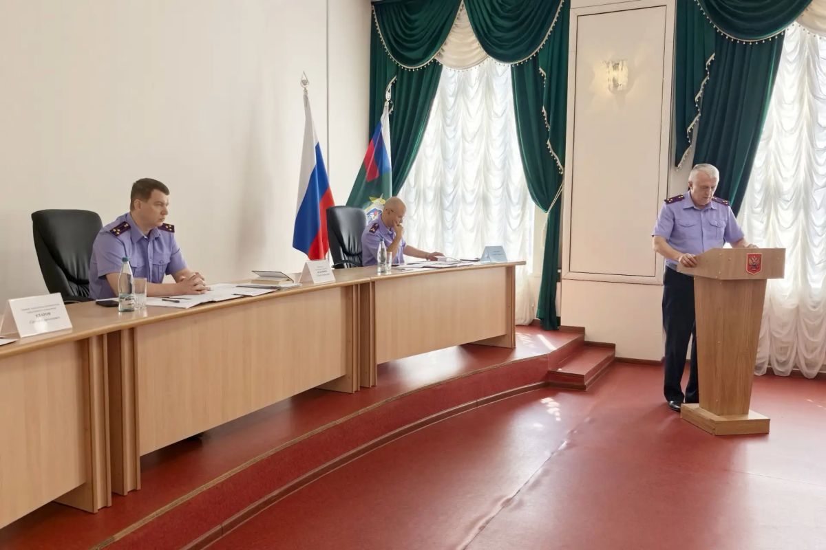 В следственном управлении СК России по Брянской области состоялось заседание коллегии по итогам работы в первом полугодии 2026 года В следственном управлении СК России по Брянской области состоялось заседание коллегии по итогам работы в первом полугодии 2026 года