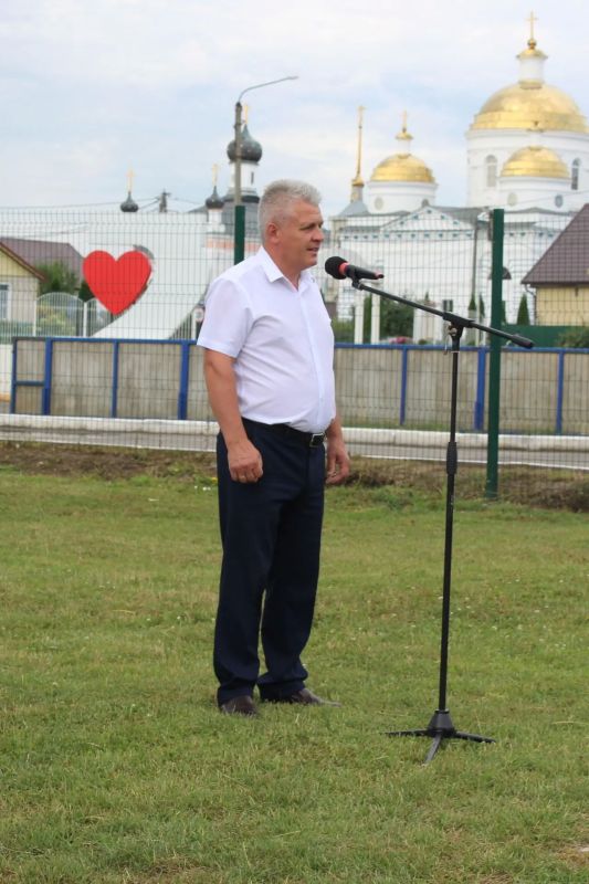8 августа на стадионе им. А.Б.Лемехова прошёл спортивный праздник, посвящённый Дню физкультурника 8 августа на стадионе им. А.Б.Лемехова прошёл спортивный праздник, посвящённый Дню физкультурника
