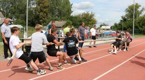 8 августа 2026 года на «умной» спортивной площадке Красной Горы состоялся спортивный праздник, посвященный Дню физкультурника 8 августа 2026 года на «умной» спортивной площадке Красной Горы состоялся спортивный праздник, посвященный Дню физкультурника