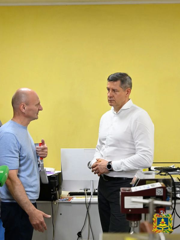 Врио Губернатора Брянской области Егор Ковальчук с рабочей поездкой побывал в Новозыбкове Врио Губернатора Брянской области Егор Ковальчук с рабочей поездкой побывал в Новозыбкове